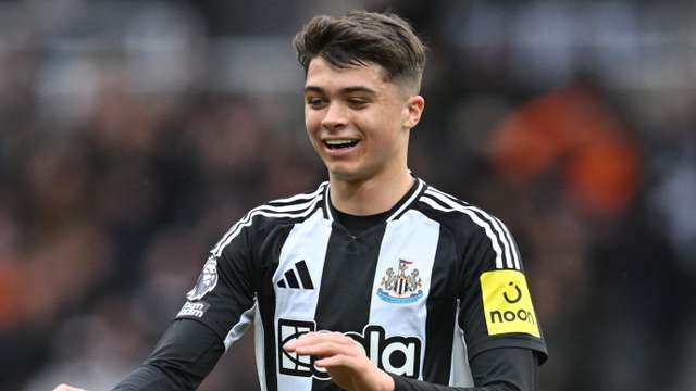 Thủ lĩnh tương lai của Newcastle - Lewis Miley